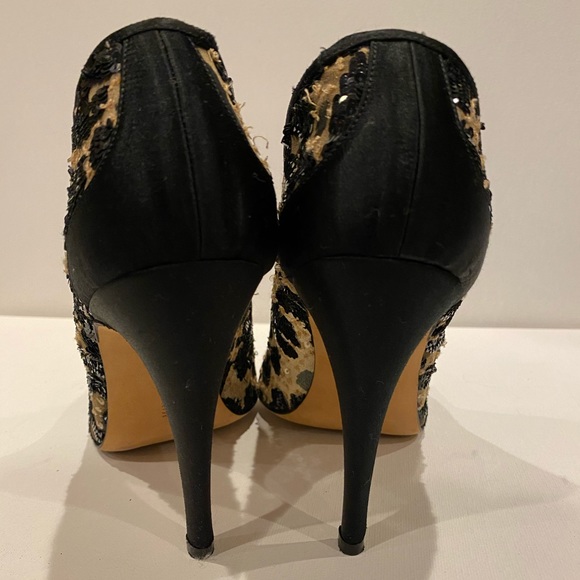 Manolo Blahnik Sequin Leopard Stilettos - Picture 4 of 5